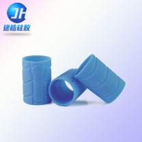 東莞硅膠加工廠承接手電筒硅膠護(hù)套定制