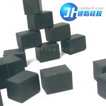 導(dǎo)電硅膠塊模壓成型優(yōu)質(zhì)異型導(dǎo)電硅膠塊可來圖來樣開模定制